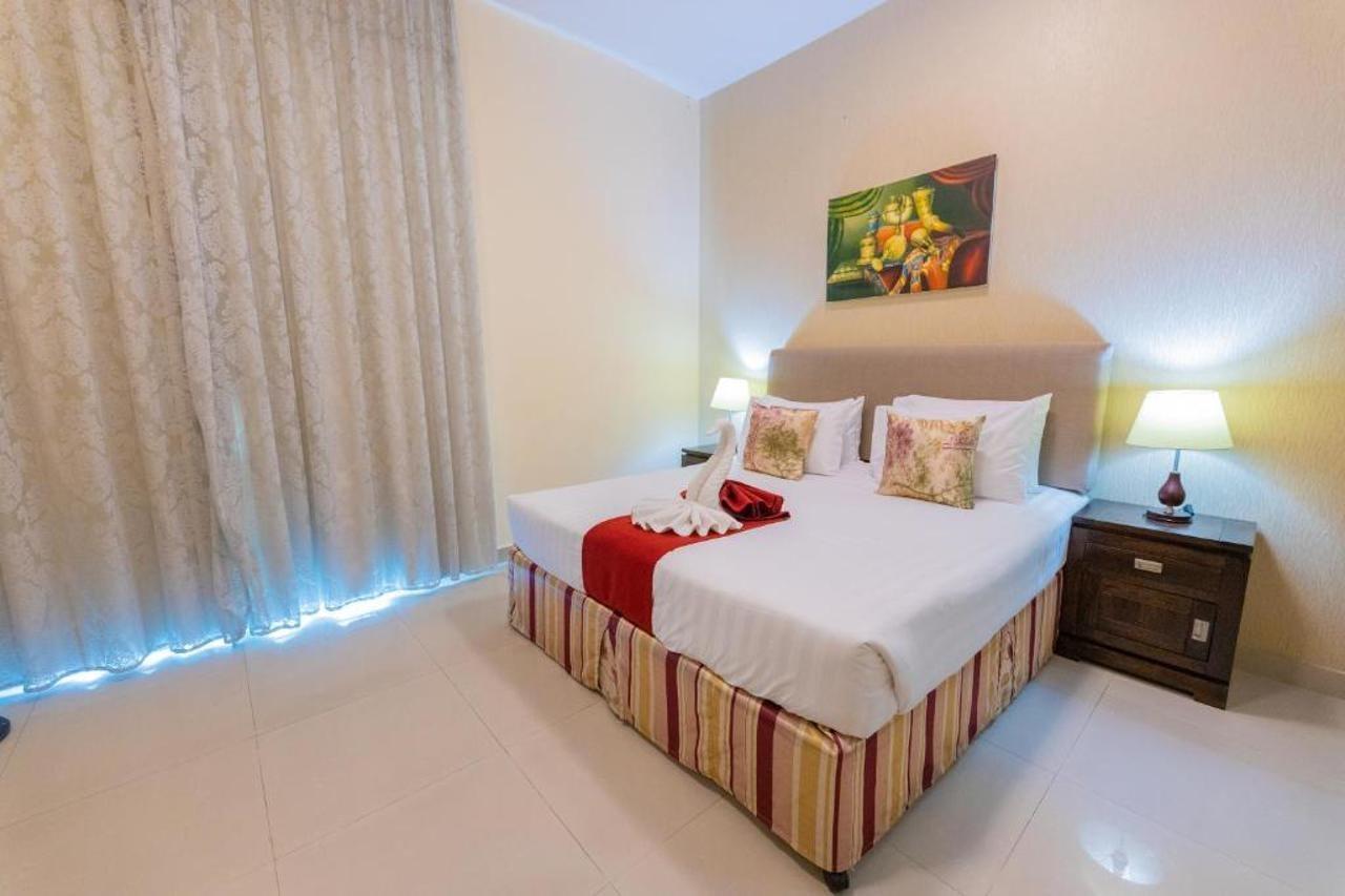 Ewan Tower Hotel Apartments Ajman Exteriör bild